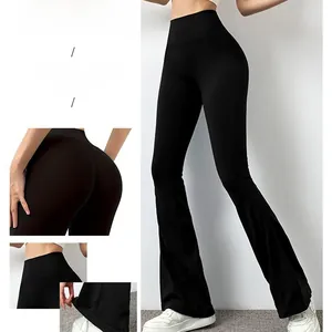 Détails du pantalon de yoga évasé à taille haute montrant la ceinture et le tissu élastique