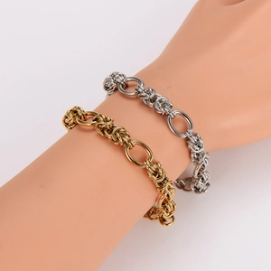 Fashionable hollow link chain bracelet in gold and silver finish for a modern look