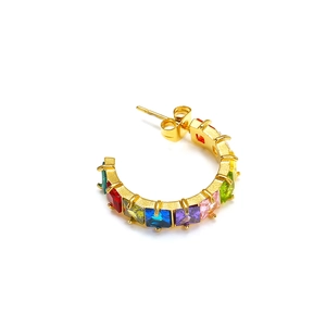 Gold-plated C-shaped stud earrings with rainbow square cubic zirconia inlay
