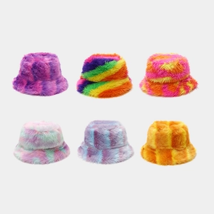 Chapeau Seau En Fausse Fourrure Chaude D'Hiver Tie-Dye Arc-En-Ciel Peluche Extérieur Coupe-Vent Pour Hommes Et Femmes