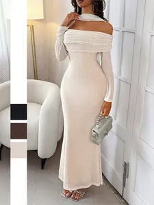 Vestito Lungo Aderente Con Strass E Spalle Scoperte Manica Lunga Abito Da Sera Con Girocollo Abbinato Per Donna