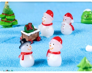 Miniature Christmas snowmen and trees set for DIY micro landscape desktop decoration