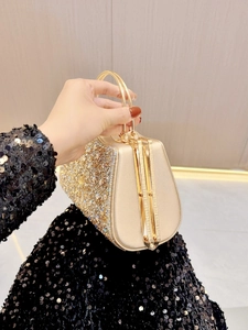 Sac à main de soirée doré étincelant avec strass et poignée en métal pour gala