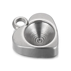 Polished stainless steel heart-shaped DIY pendant with round concave center for jewelry