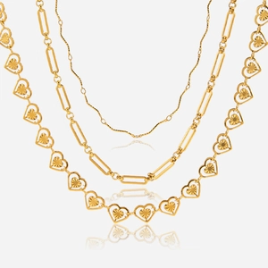 Dreiteiliges Goldketten-Set mit Herzgliedern, Büroklammer-Kette und gedrehter Halskette