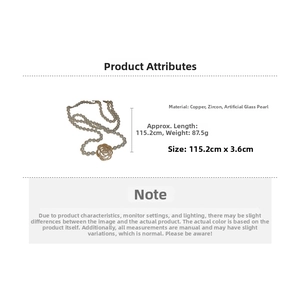 Détails et dimensions du collier de perles avec pendentif rose évidé en zircon