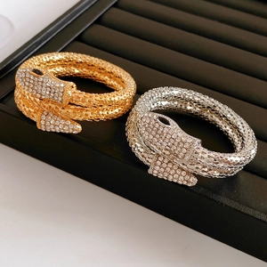 Snake Wrap Bracelet Alloy Rhinestone Inlaid Spiral Bangle Fashion Luxury Bold Statement Hand Jewelry For Women