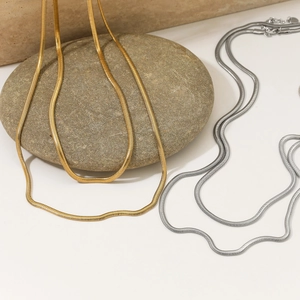 Minimalist double-layered metallic snake chain necklaces in gold and silver finishes