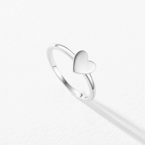 Minimalist S925 sterling silver heart ring with a polished finish and elegant silver shine