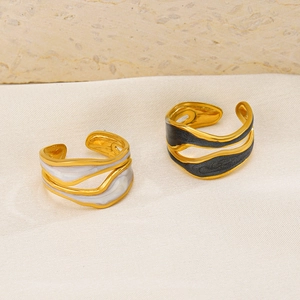 Bague ouverte ondulée irrégulière en acier inoxydable plaqué or 18 carats pour femme