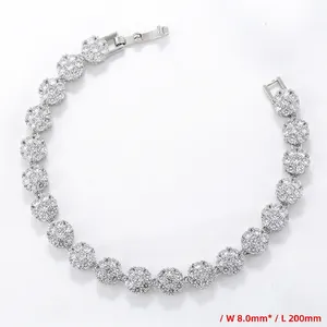 Detail view of flower tennis bracelet with 8.0mm width and clear crystal inlay