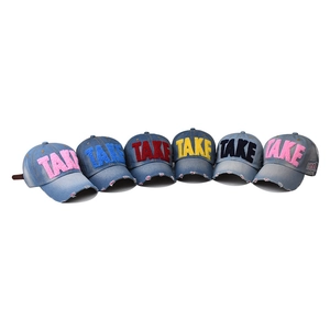 Cappelli da baseball in denim con ricamo TAKE in sei diversi colori stile vintage