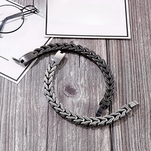 Men's punk keel dragon bone bracelet in black and gunmetal grey stainless steel links