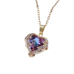 18K gold plated titanium necklace featuring a gradient heart-shaped zircon pendant