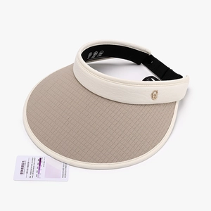 Women's UV protection sun visor in beige with textured brim and metal G logo