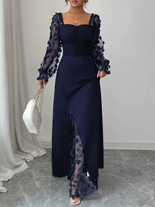 Robe longue élégante bleu marine à manches longues avec patchwork floral 3D et fente