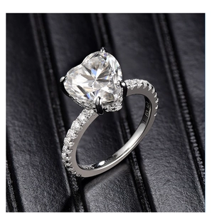 Macro detail of S925 sterling silver ring showing the 3.5ct heart moissanite gemstone
