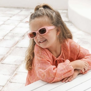 Lunettes De Soleil Carrées Pour Enfants Protection UV400 Monture PC Mode Rétro Lunettes D'extérieur Pour Garçons Filles Tout-petits