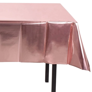 Rose gold shiny PET disposable tablecloth for rectangular tables with metallic finish