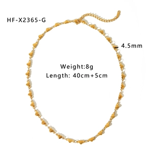 Detail showing 4.5mm heart link width and 40cm length of the 18K gold chain necklace