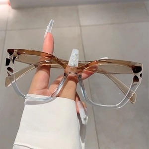 Cat eye oversized glasses with leopard print gradient frames and blue light blocking lenses