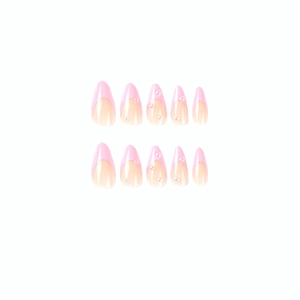 Rosa French Almond Press-on Nails Set mit weißen Perlenakzenten auf weißem Grund