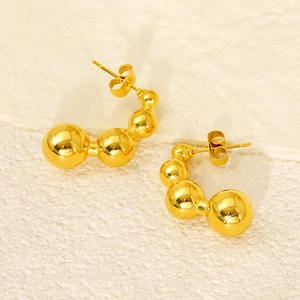 Chic 18k gold plated stainless steel C-shaped beaded stud earrings on a stone background
