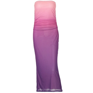 Robe bustier moulante avec dégradé rose à violet et détails plissés en maille fine