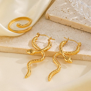 Vintage Snake Jewelry Stainless Steel Gold Plated Snake Shape Ring And Earrings Retro Ethnic Style Fashion Women