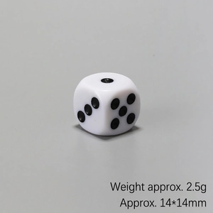 Detailed view of a white resin dice with black dots measuring 14x14mm and weighing 2.5g