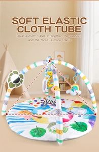 Detalle de los tubos elásticos de tela doble que brindan soporte estable al arco del bebé