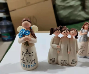 Detailed resin hand-painted friendship angel figurines with sentimental sisters engraving
