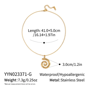 Fiche technique détaillée du collier spirale en or 18 carats avec dimensions et poids