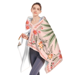 Quick-dry microfiber beach towel with elegant floral pattern and soft fleece texture