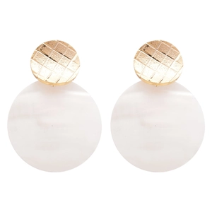 Orecchini a cuore placcati oro 24k con zirconi e madreperla per stile elegante