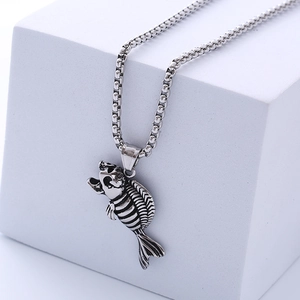Minimalist silver fishbone pendant necklace in stainless steel with bead chain