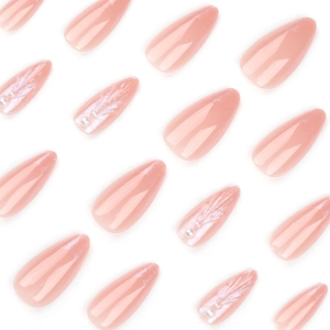 3D-Muschel-Mandel-Nägel zum Aufkleben in Nude-Gelee-Rosa mit Aurora-Effekt und Perlen