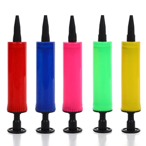 Set di 5 pompe manuali per palloncini in colori vivaci con ugelli neri per decorazioni