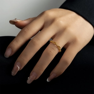 925 silver Cuban link chain ring for women in gold finish with a minimalist design