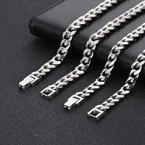 Cuban Link Chain Necklace Stainless Steel Beveled Edge Hip Hop Streetwear Punk Jewelry For Men Silver Tone Box Clasp