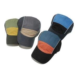 Berretti da campeggio a cinque pannelli con strisce riflettenti e design patchwork