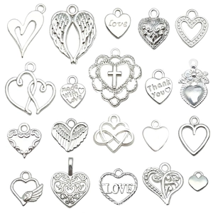 Bright Silver Zinc Alloy Heart Pendants Assorted DIY Jewelry Accessories For Necklace Bracelet Engraved Love Winged Heart Charms Craft Findings