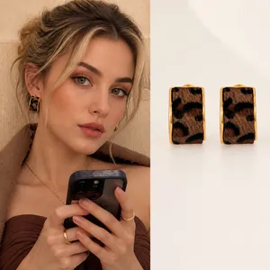 Retro Leopard Print C-Hoop Earrings Alloy With 925 Sterling Silver Earring Post Faux Pony Hair Geometric Jewelry For Women