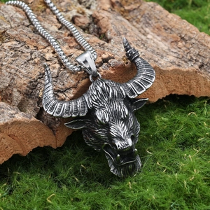 Bull Head Pendant Necklace Stainless Steel Vintage Punk Ox Totem Biker Hip Hop Jewelry For Men