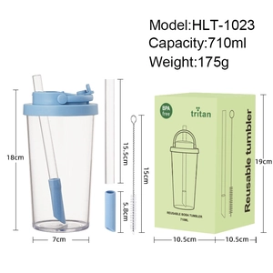 710ml Tritan boba cup with blue lid, telescopic straw, and cleaning brush on white