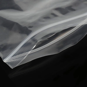 Pack of 100 thick transparent PE plastic self-sealing bags with strong double-zipper seal