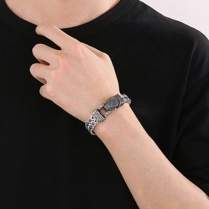 Hip hop men's stainless steel snake head bracelet with braided chain on wrist