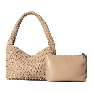 Set borsa a spalla hobo intrecciata beige con pochette abbinata in morbida ecopelle