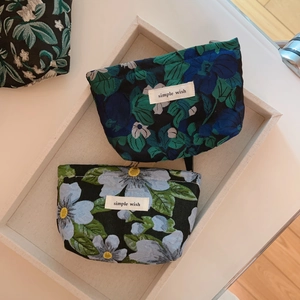 Dark green floral jacquard mini storage bag with simple wish label for cosmetics