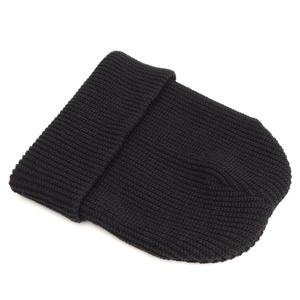Detailed view of the thick rib knit texture and cuffed edge of this black winter beanie